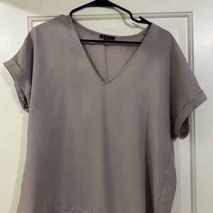 Dynamite V-Neck Blouse in Soft Taupe